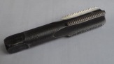 Метчик М18х1,5 мм. для нарезания свечной резьбы.